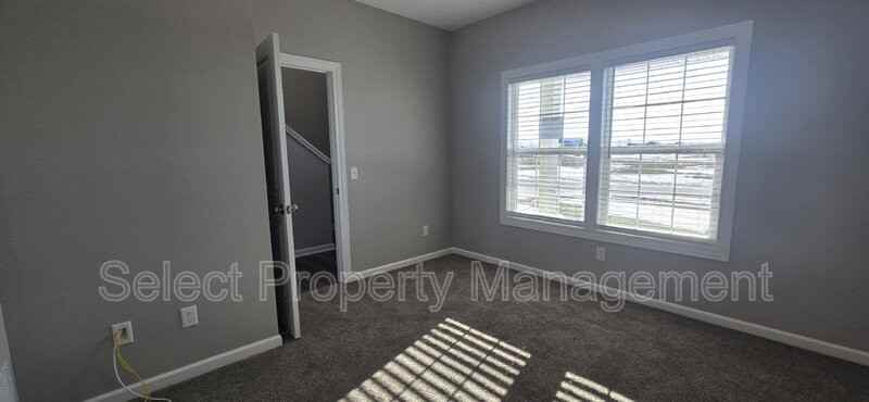 5220 Broad Fields Cv - Photo 5 of 37