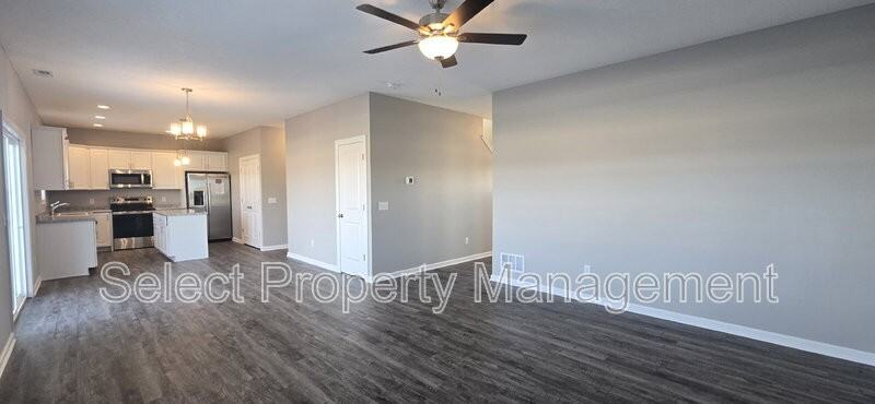 5220 Broad Fields Cv - Photo 7 of 37