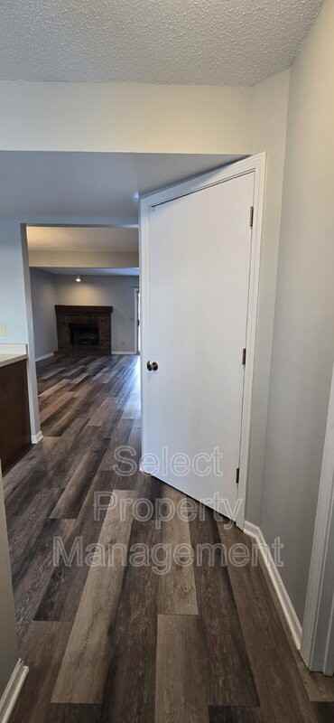 5448 Evard Rd - Photo 2 of 16