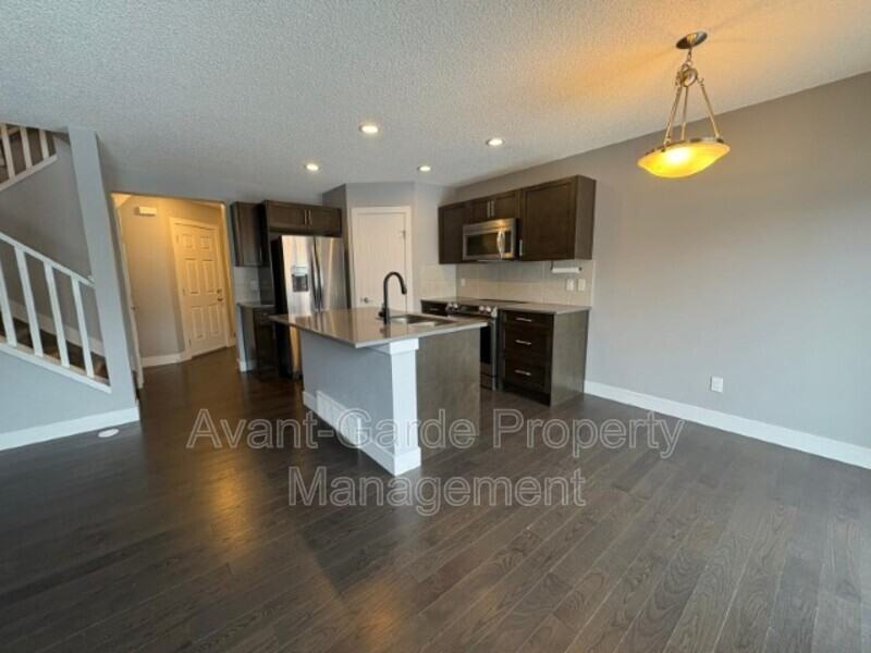 636 42 Ave Nw #BS - Photo 4 of 26