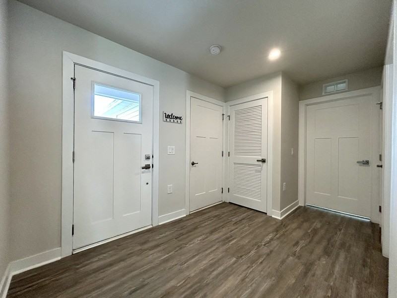 5427 Hughesdale Dr - Photo 3 of 25