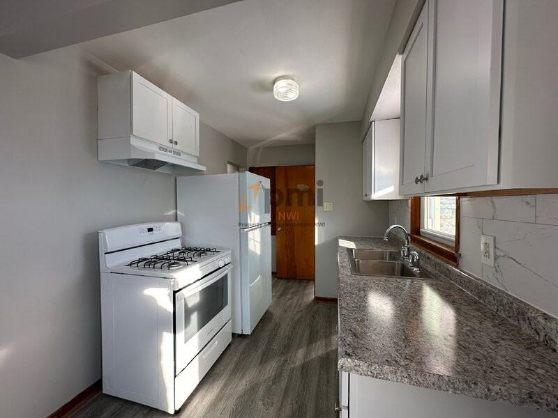 6617 Parrish Ave - Photo 7 of 20