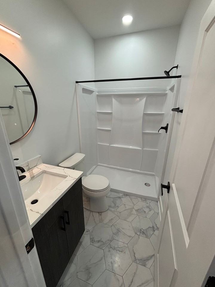 2821 S Delaware St - Photo 3 of 8