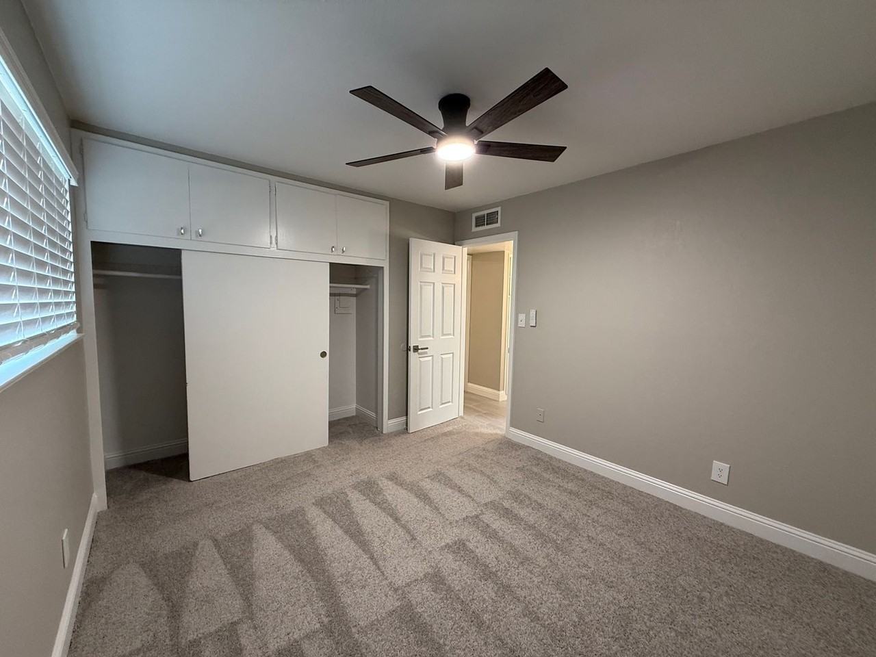 1205 F St - Photo 7 of 9