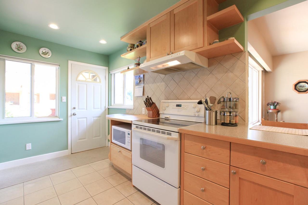 2956 Noel Drive #2 - Photo 6 of 14