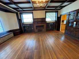 Monitor 6373 - Photo 1 of 1