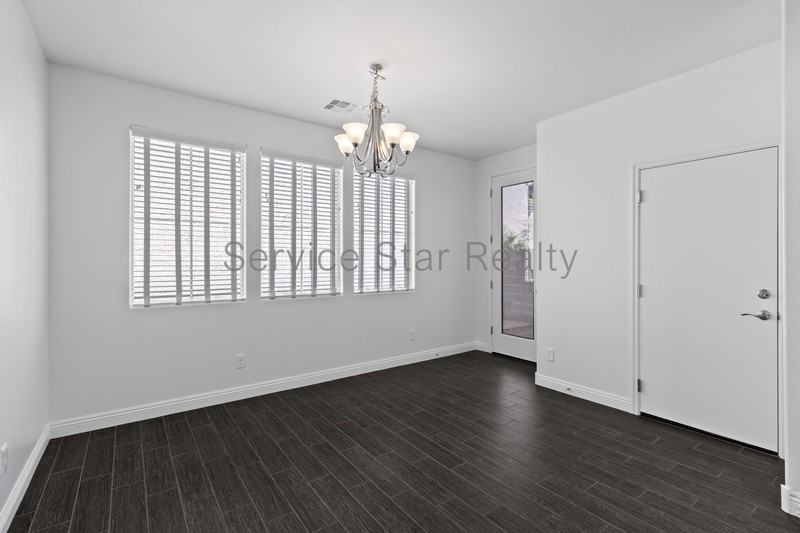 2525 N Riley Rd - Photo 5 of 28