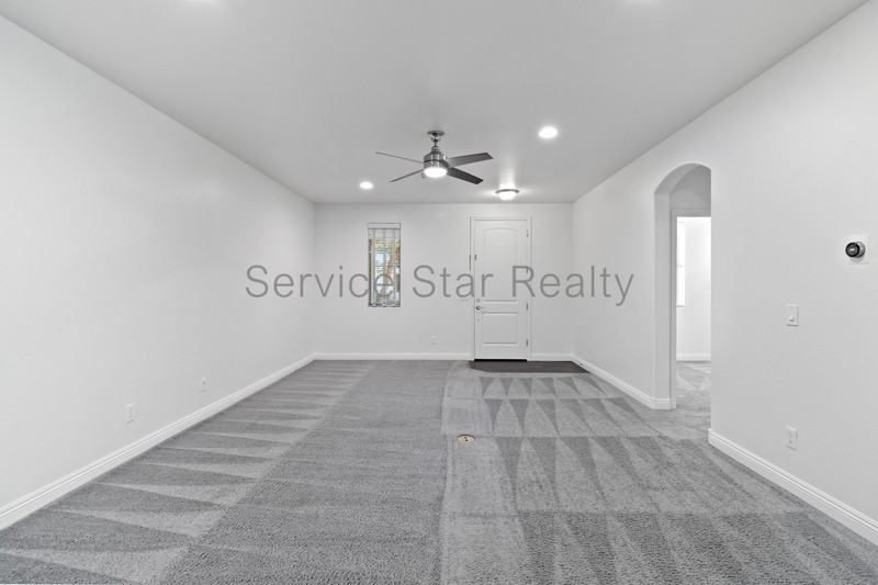 2525 N Riley Rd - Photo 7 of 28