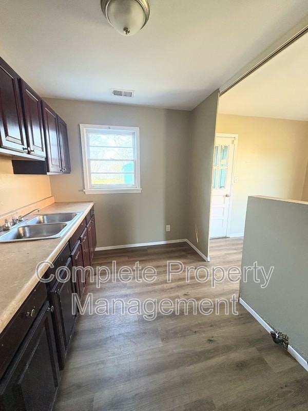 1408 16th St Sw - Photo 3 of 10