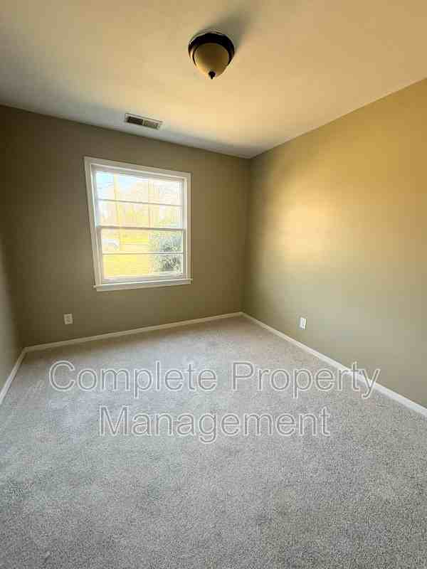 1408 16th St Sw - Photo 4 of 10