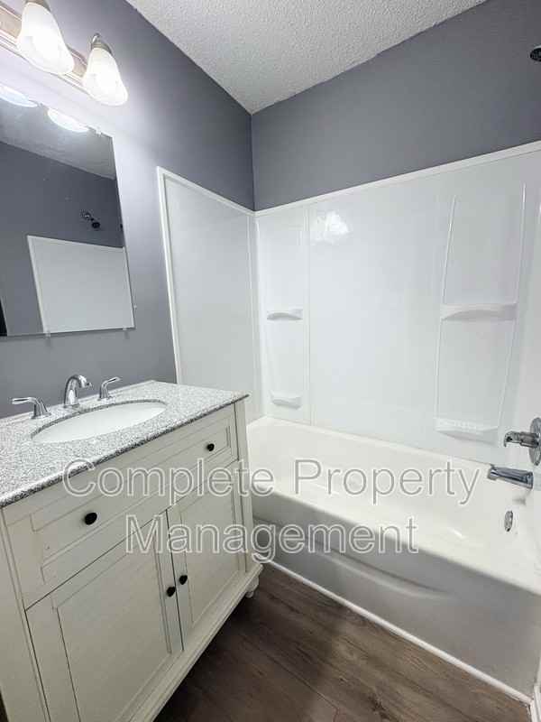 1658 Huntsville St - Photo 7 of 10