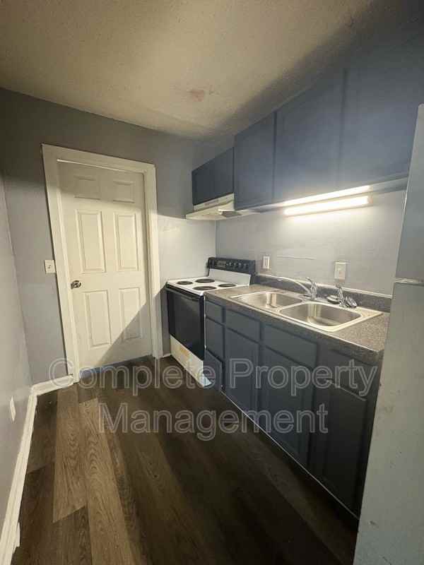 409 Oporto Madrid Blvd S - Photo 4 of 8