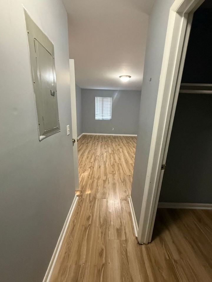 1208 Bush River Rd - Photo 2 of 8