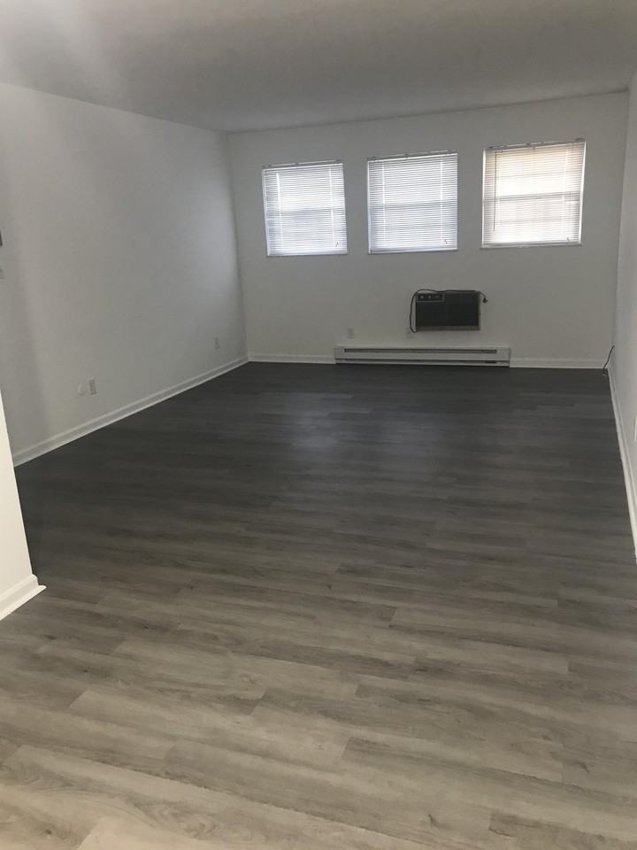 1000 Croghan Street - Photo 3 of 8