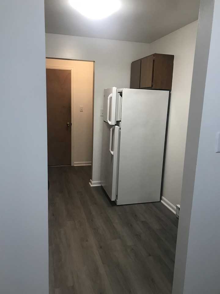 1000 Croghan Street - Photo 7 of 8