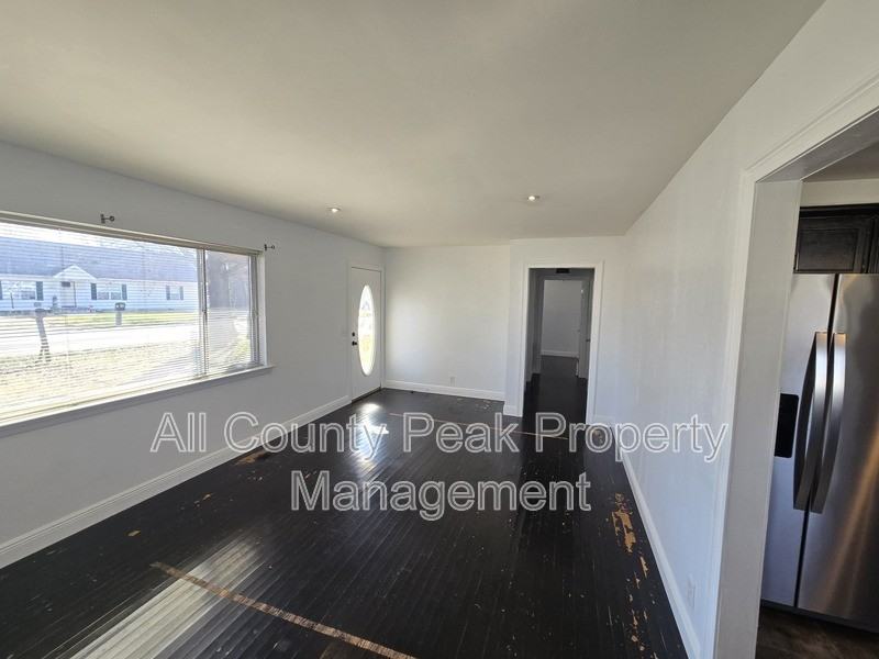 1605 S Mack Smith Rd - Photo 5 of 14