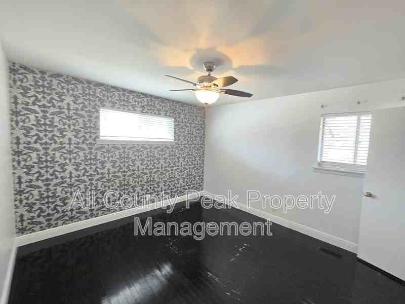 1605 S Mack Smith Rd - Photo 7 of 14