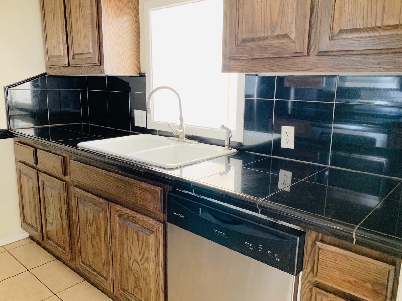 Briarwood Village Apartments - Photo 5 of 50