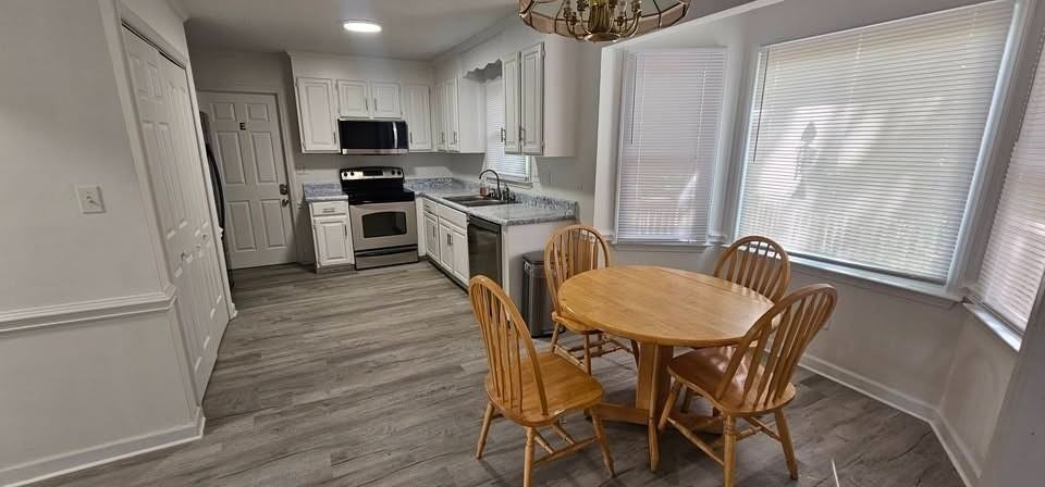 438 Blue Rock Drive - Photo 3 of 38