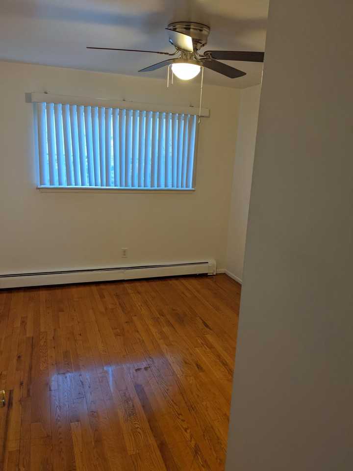 PVM 10 - Photo 2 of 4