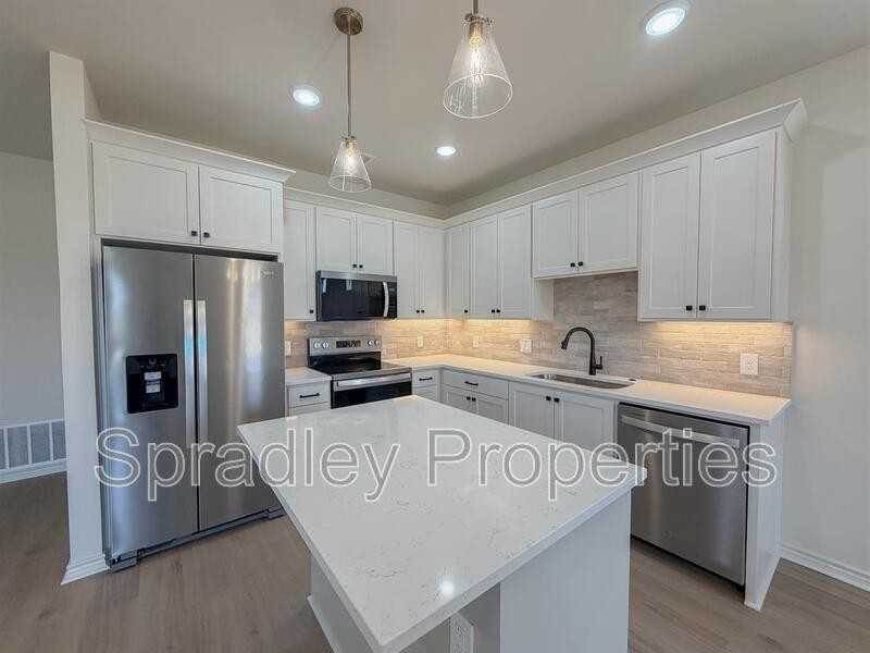 1404 Rita Blanca Ct - Photo 7 of 29