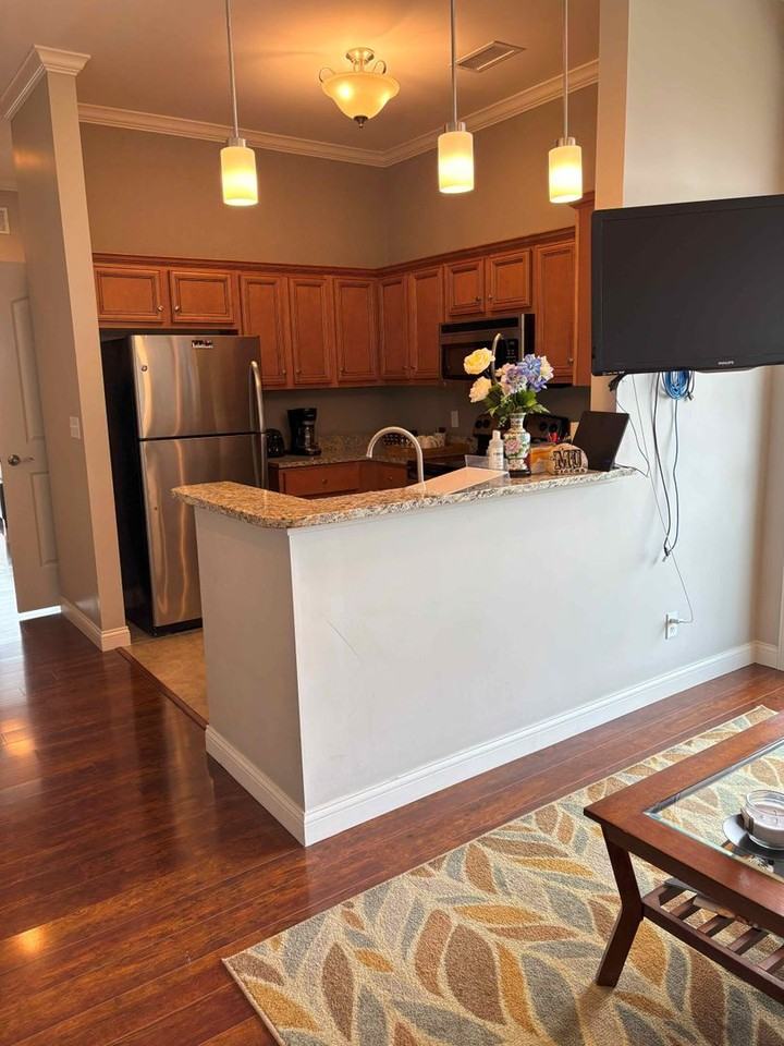 Lofts at 308 Ninth Apartments - Photo 3 of 15