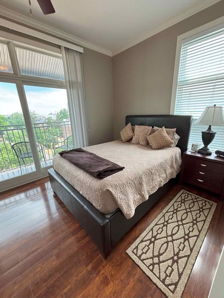 Lofts at 308 Ninth Apartments - Photo 7 of 15