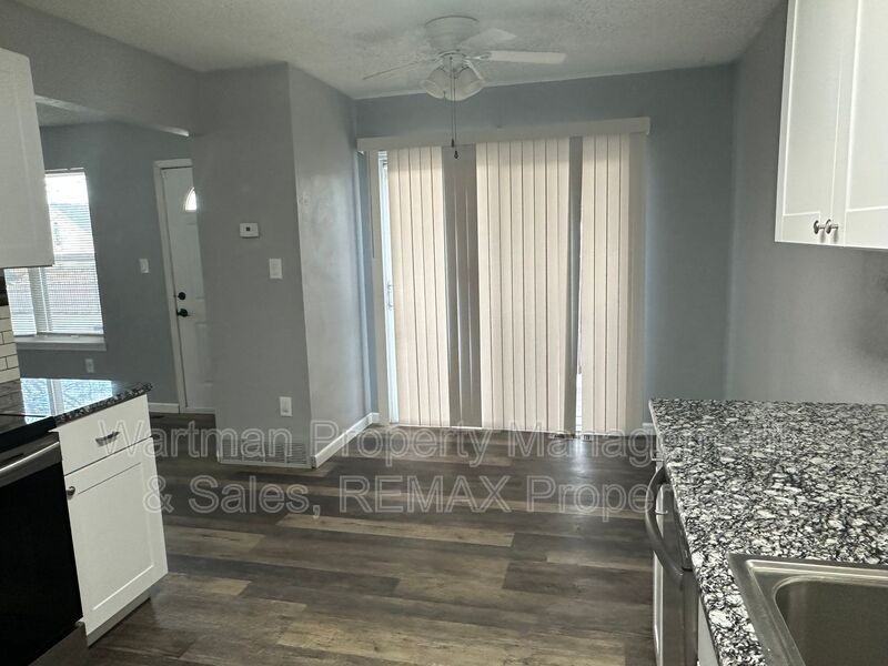 4392 Hawks Lookout Ln - Photo 7 of 12