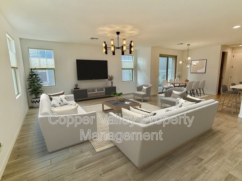 2034 W Lariat Ln - Photo 6 of 23