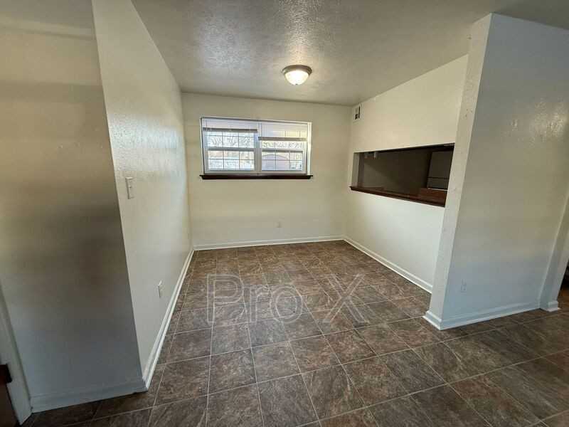 124 E Highland Ave #1 - Photo 3 of 12