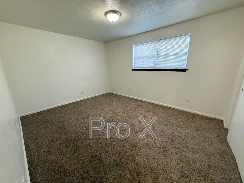 124 E Highland Ave #1 - Photo 5 of 12
