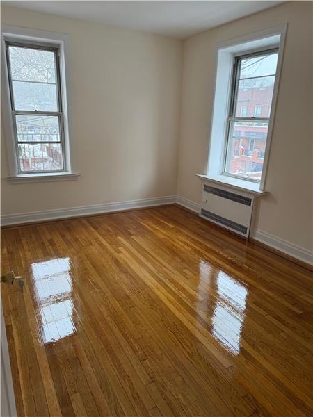 9319 Ridge Blvd #4 - Photo 6 of 8