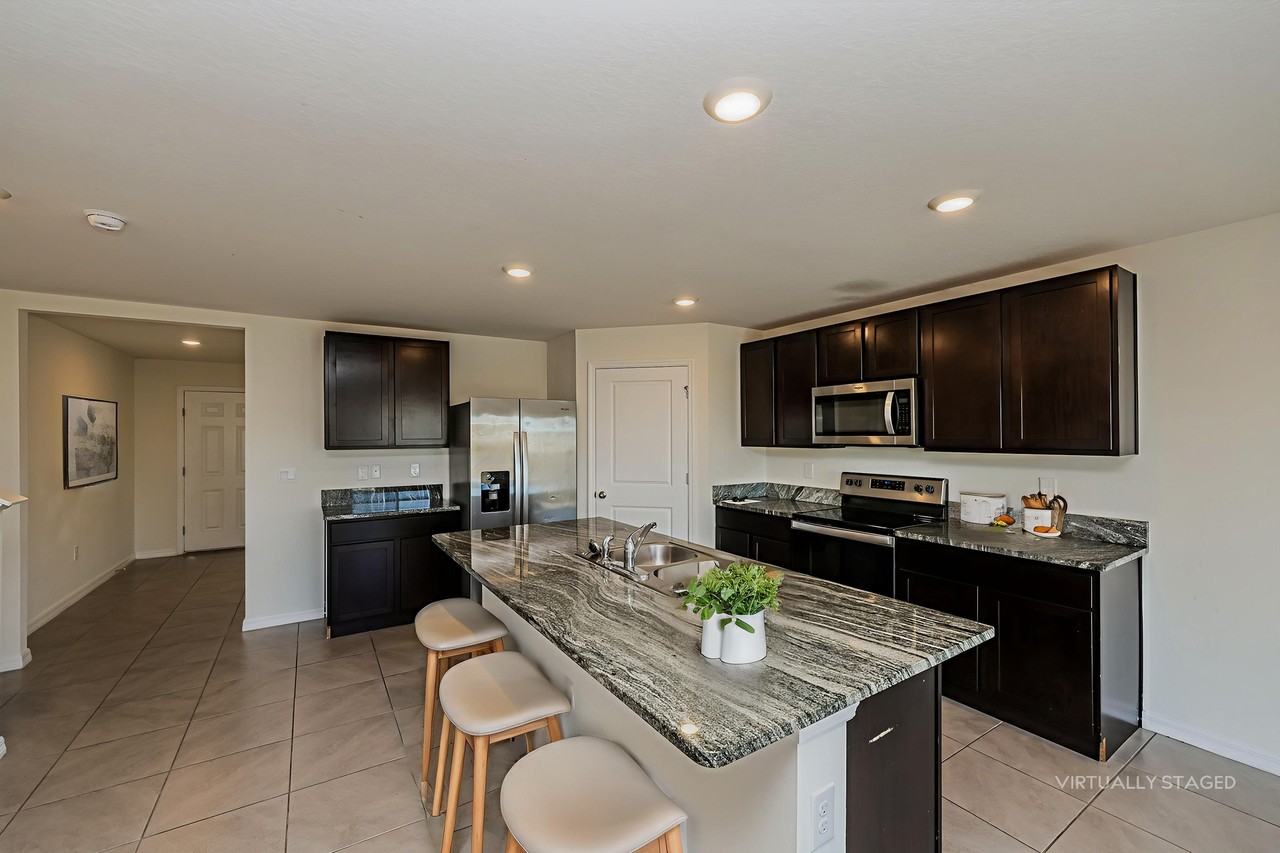 4915 Gray Owl Ter - Photo 3 of 16