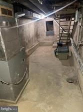 932 Walnut St - Photo 5 of 13