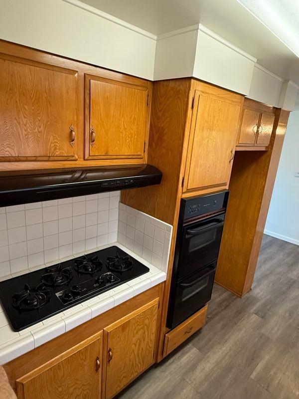 24800 Walnut St - Photo 5 of 10