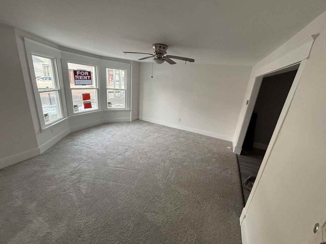 656 2nd Ave ##1 - Photo 2 of 10