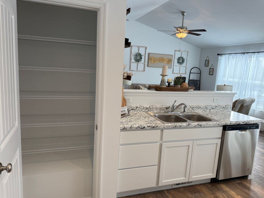 172 Bombadill Blvd - Photo 6 of 29