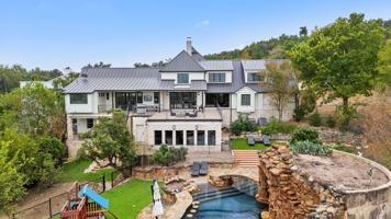 featured image of 29 Pascal Ln