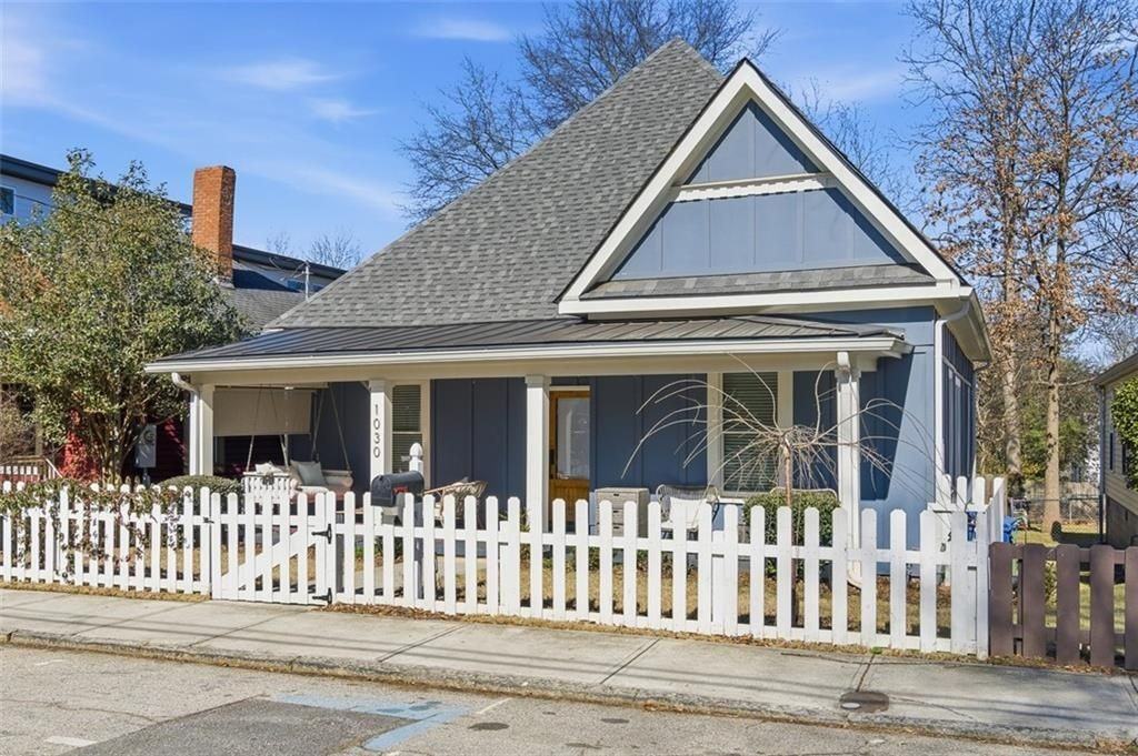 1030 Kirkwood Ave Se - Photo 2 of 39