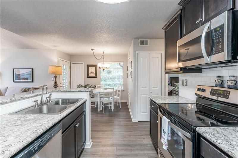 509 Cypress Pointe St - Photo 7 of 18