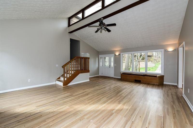 4330 Laurel Summit Ct Se - Photo 3 of 23