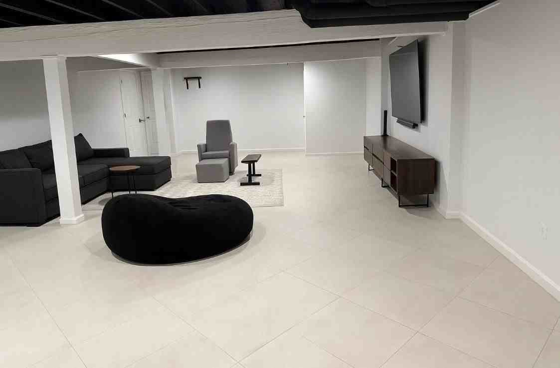 340 Bowler Ct - Photo 2 of 12