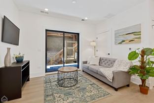 1613 W Belmont Ave, Chicago, IL - Photo 1 of 1