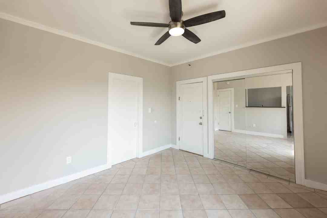 Kenmore Apartments - Photo 5 of 50