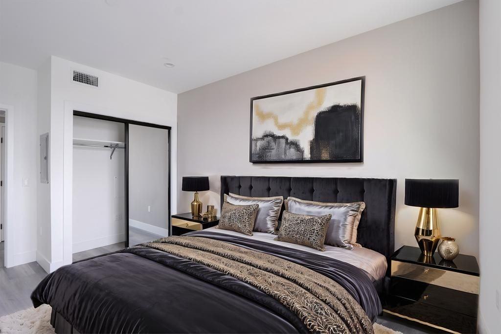 11155 Huston St - Photo 6 of 50