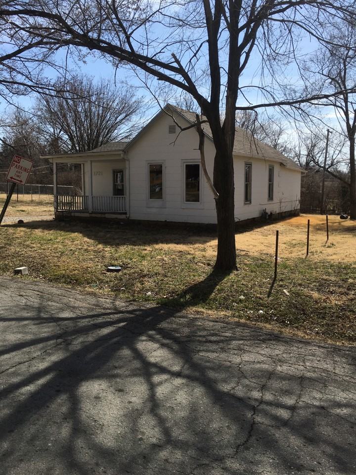 1721 Southeast Morrison Street - Photo 2 of 3