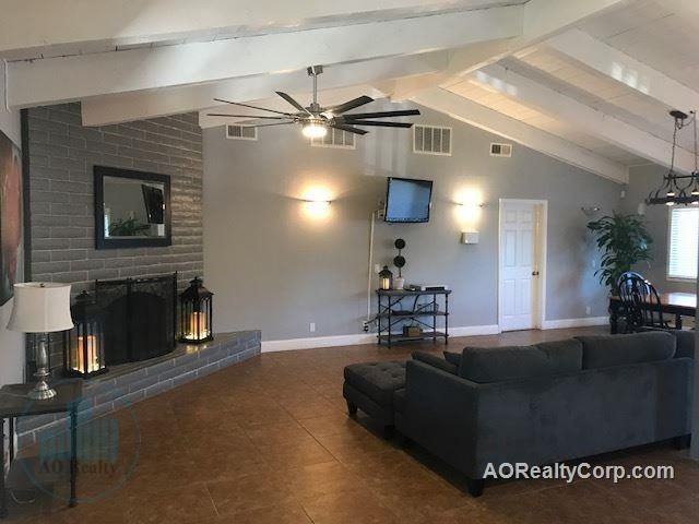 Shasta Villa Apartments - Photo 5 of 28