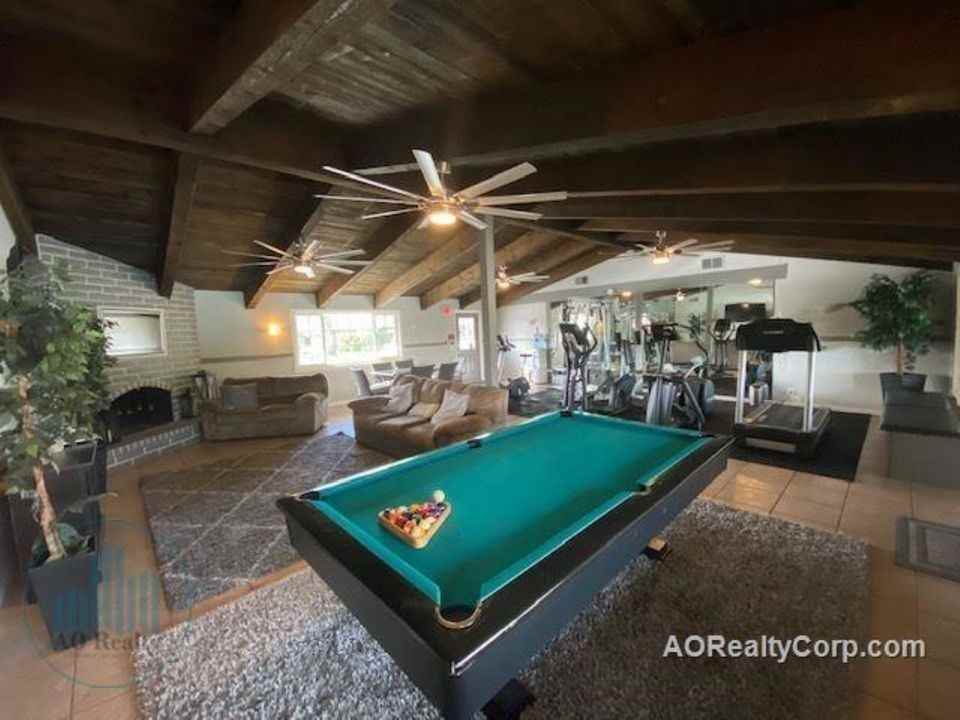 Redding Hilltop Apartments - Photo 5 of 12