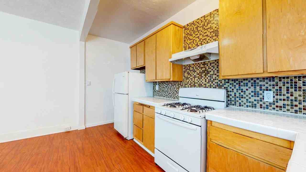 26 Westminister Avenue, - Photo 7 of 50