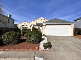 featured image of 657 Snapdragon Pl